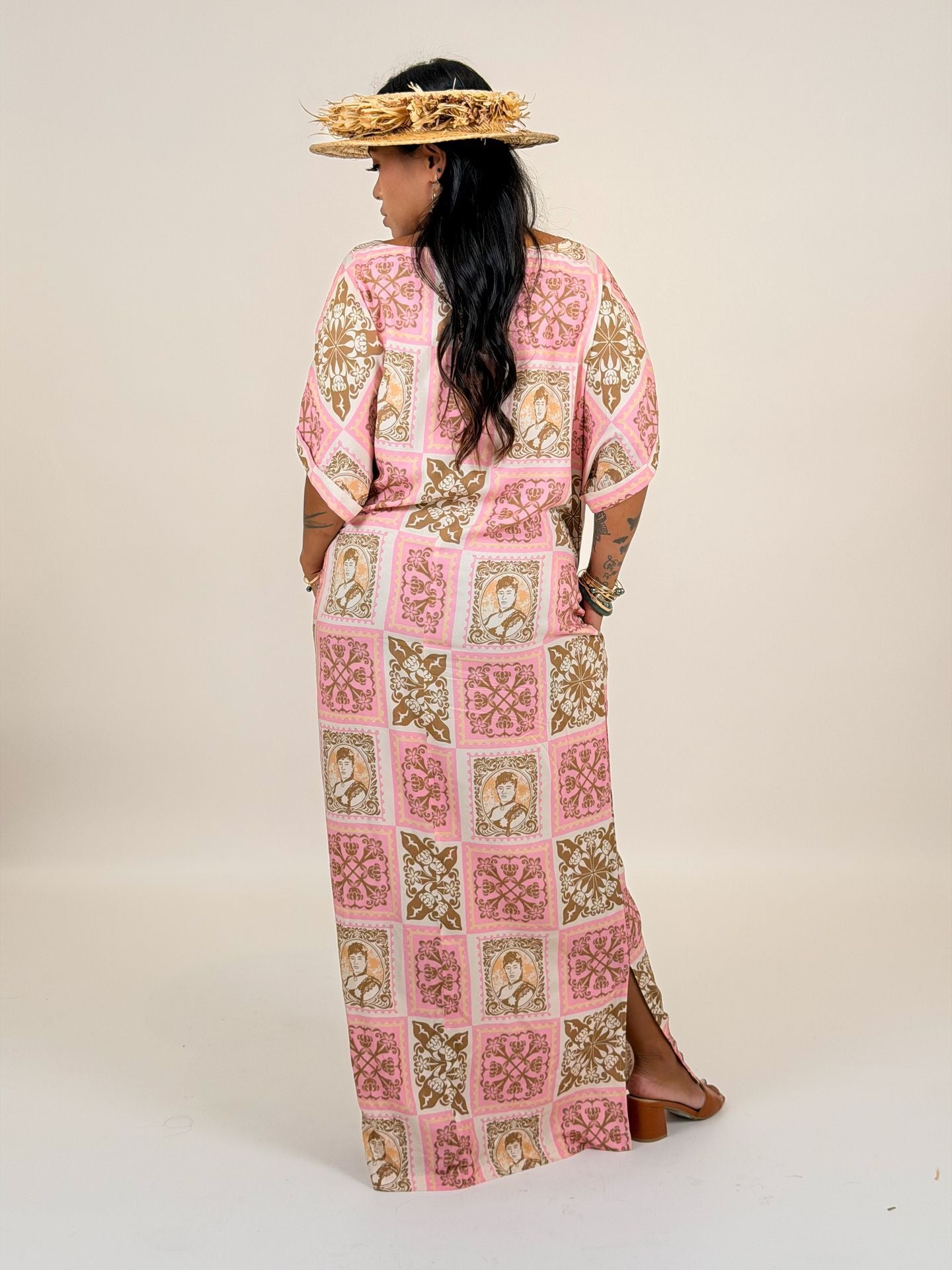 PREORDER: Queen Kuiki Maxi Dress