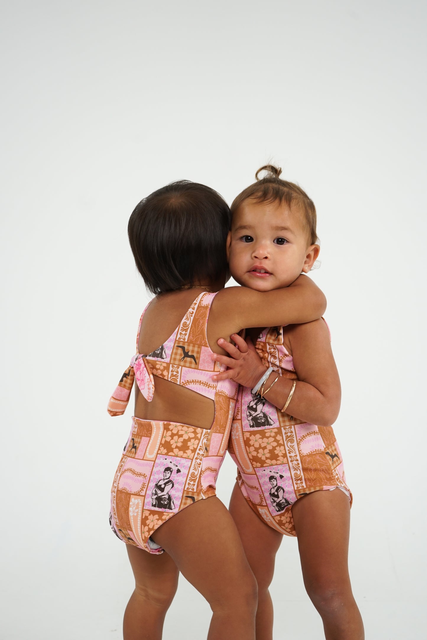 PK Lovah + Queen Patchwork Rev Swim